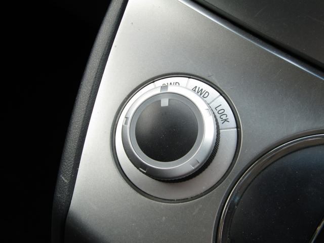 デリカＤ：５ Ｇ　プレミアム　７人乗り　純正ＨＤＤマルチ　ＣＤ／ＤＶＤ再生　地デジ　ロックフォードサウンド　両パワスラ　Ｆ／Ｓ／Ｒカメラ　エレクトリックテールゲート　ＥＴＣ　ヒーター付き電動シート　クルーズコントロール　ＨＩＤ（47枚目）