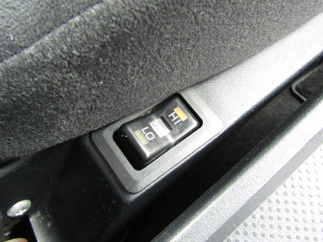 デリカＤ：５ Ｇ　プレミアム　７人乗り　純正ＨＤＤマルチ　ＣＤ／ＤＶＤ再生　地デジ　ロックフォードサウンド　両パワスラ　Ｆ／Ｓ／Ｒカメラ　エレクトリックテールゲート　ＥＴＣ　ヒーター付き電動シート　クルーズコントロール　ＨＩＤ（50枚目）