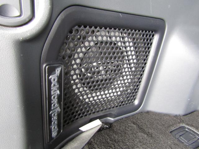 デリカＤ：５ Ｇ　プレミアム　７人乗り　純正ＨＤＤマルチ　ＣＤ／ＤＶＤ再生　地デジ　ロックフォードサウンド　両パワスラ　Ｆ／Ｓ／Ｒカメラ　エレクトリックテールゲート　ＥＴＣ　ヒーター付き電動シート　クルーズコントロール　ＨＩＤ（69枚目）