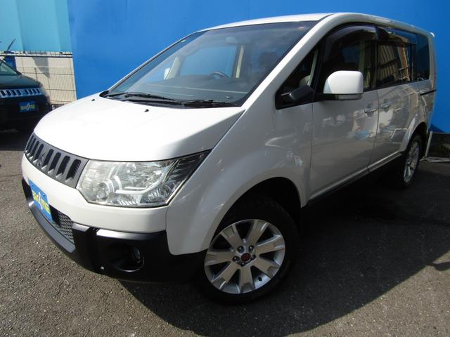 デリカＤ：５ Ｄ　パワーパッケージ　７人乗り　マットブラックツートーン　クラリオン７型メモリナビ　ＣＤ／ＤＶＤ再生　ＢＴオーディオ　地デジ　両パワスラ　バックカメラ　ＥＴＣ　シートヒーター　クルーズコントロール　ＨＩＤヘッドライト（11枚目）