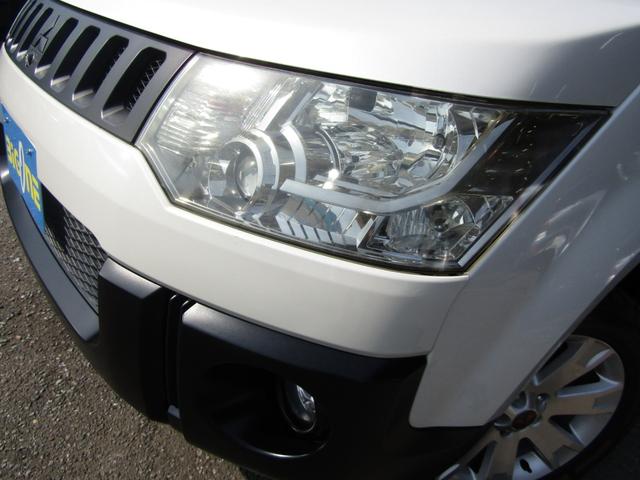 デリカＤ：５ Ｄ　パワーパッケージ　７人乗り　マットブラックツートーン　クラリオン７型メモリナビ　ＣＤ／ＤＶＤ再生　ＢＴオーディオ　地デジ　両パワスラ　バックカメラ　ＥＴＣ　シートヒーター　クルーズコントロール　ＨＩＤヘッドライト（16枚目）