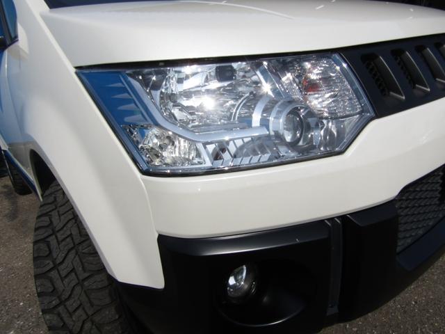 デリカＤ：５ Ｄ　パワーパッケージ　７人乗り　マットブラックツートーン　クラリオン７型メモリナビ　ＣＤ／ＤＶＤ再生　ＢＴオーディオ　地デジ　両パワスラ　バックカメラ　ＥＴＣ　シートヒーター　クルーズコントロール　ＨＩＤヘッドライト（17枚目）