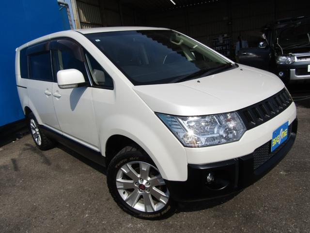 デリカＤ：５ Ｄ　パワーパッケージ　７人乗り　マットブラックツートーン　クラリオン７型メモリナビ　ＣＤ／ＤＶＤ再生　ＢＴオーディオ　地デジ　両パワスラ　バックカメラ　ＥＴＣ　シートヒーター　クルーズコントロール　ＨＩＤヘッドライト（19枚目）