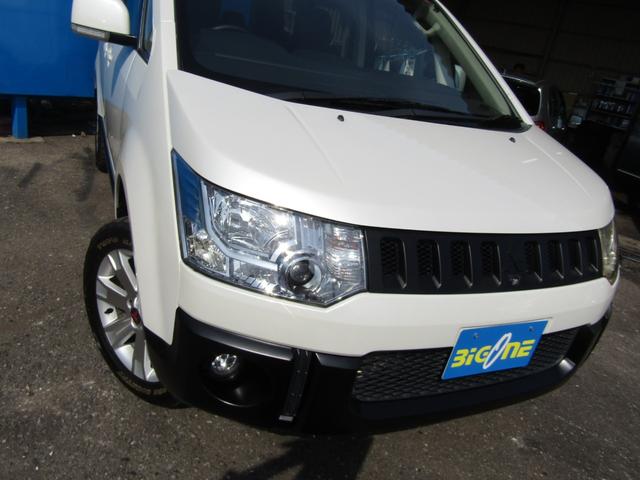 デリカＤ：５ Ｄ　パワーパッケージ　７人乗り　マットブラックツートーン　クラリオン７型メモリナビ　ＣＤ／ＤＶＤ再生　ＢＴオーディオ　地デジ　両パワスラ　バックカメラ　ＥＴＣ　シートヒーター　クルーズコントロール　ＨＩＤヘッドライト（20枚目）