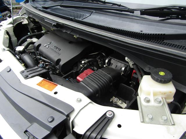 デリカＤ：５ Ｄ　パワーパッケージ　７人乗り　マットブラックツートーン　クラリオン７型メモリナビ　ＣＤ／ＤＶＤ再生　ＢＴオーディオ　地デジ　両パワスラ　バックカメラ　ＥＴＣ　シートヒーター　クルーズコントロール　ＨＩＤヘッドライト（24枚目）