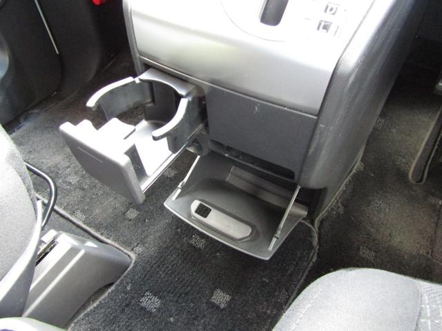 デリカＤ：５ Ｄ　パワーパッケージ　７人乗り　マットブラックツートーン　クラリオン７型メモリナビ　ＣＤ／ＤＶＤ再生　ＢＴオーディオ　地デジ　両パワスラ　バックカメラ　ＥＴＣ　シートヒーター　クルーズコントロール　ＨＩＤヘッドライト（38枚目）