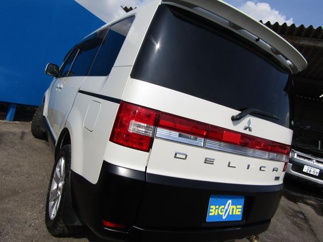 デリカＤ：５ Ｄ　パワーパッケージ　７人乗り　マットブラックツートーン　クラリオン７型メモリナビ　ＣＤ／ＤＶＤ再生　ＢＴオーディオ　地デジ　両パワスラ　バックカメラ　ＥＴＣ　シートヒーター　クルーズコントロール　ＨＩＤヘッドライト（63枚目）