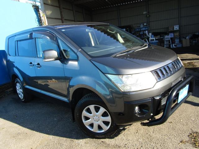 プロによるボディ磨きとボディコーティング、内装スチーム洗浄のオプションもご用意しております！見違えるような輝きにご期待ください！