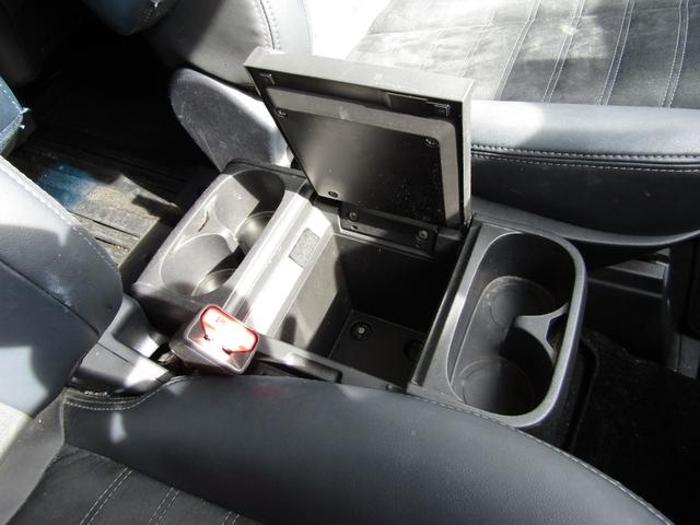 デリカD:5 シャモニー 10周年記念車 アルパイン9型BIGX CD/DVD再生 BTオーディオ 地デジ 両パワスラ フリップダウンモニター バックカメラ 専用ハーフレザー 専用クローム18AW ETC ヒーター付きPシート(49枚目)