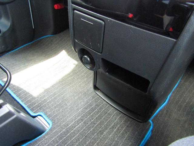 デリカD:5 D パワーパッケージ ケンウッド彩速ナビ CD/DVD再生 地デジ 両パワスラ 1オーナー車 ETC クルーズコントロール HIDヘッドライト(37枚目)