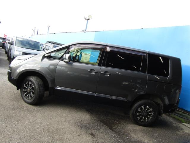 デリカD:5 D パワーパッケージ リフトUPカスタム カロッツェリア楽ナビ CD/DVD再生 BTオーディオ 地デジ 両パワスラ 後席フリップダウンモニター 16インチMGモンスター+DUELER バックカメラ ETC(14枚目)