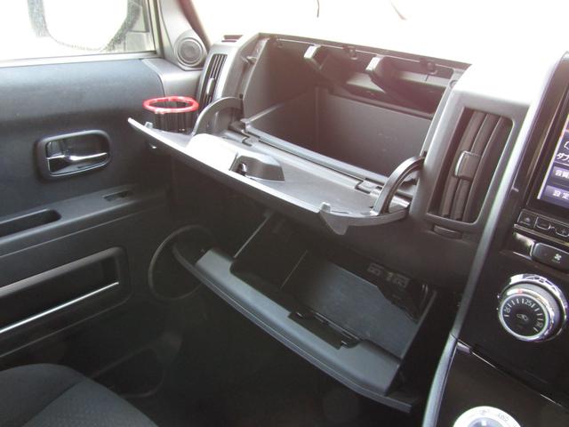 デリカＤ：５ Ｄ　パワーパッケージ　アルパイン９型ＢＩＧＸ　ＣＤ／ＤＶＤ再生　ＢＴオーディオ　地デジ　両パワスラ　後席フリップダウンモニター　バックカメラ　ＥＴＣ　シートヒーター　社外１６ＡＷ＋ジオランダー（40枚目）