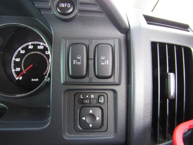 デリカＤ：５ Ｄ　パワーパッケージ　アルパイン９型ＢＩＧＸ　ＣＤ／ＤＶＤ再生　ＢＴオーディオ　地デジ　両パワスラ　後席フリップダウンモニター　バックカメラ　ＥＴＣ　シートヒーター　社外１６ＡＷ＋ジオランダー（48枚目）