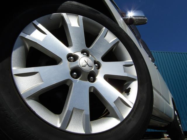 デリカD:5 D プレミアム 7人乗り 純正SDマルチ CD/DVD再生 BTオーディオ 地デジ USB接続 ロックフォードサウンド 両パワスラ F/S/Rカメラ エレクトリックテールゲート ETC ヒーター付き電動シート(12枚目)