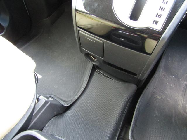 デリカＤ：５ Ｄ　パワーパッケージ　リフトＵＰカスタム　カロッツェリアサイバーナビ　ＣＤ／ＤＶＤ再生　ＢＴオーディオ　地デジ　両パワスラ　１６インチＭＫ４６＋グッドリッチＫｏ２　ＪＡＯＳ１インチキット　ＥＴＣ　クルーズコントロール（45枚目）