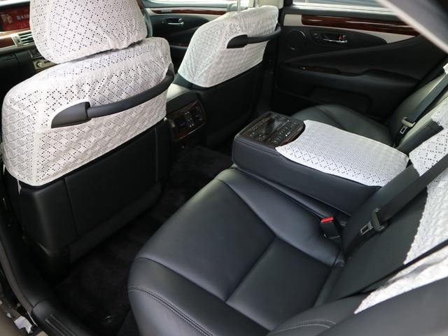 LS600h バージョンL 4WD 1オーナー リモートスタート BSM グランドスペアタイヤ ハーフシートカバー(27枚目)