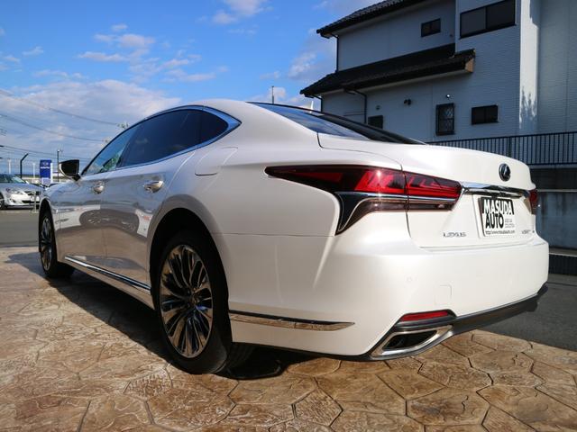 LS500 バージョンL 4WD マークレビンソン スパッタリング20インチAW Egスターター ドラレコ フェンダーランプ サンルーフ(5枚目)