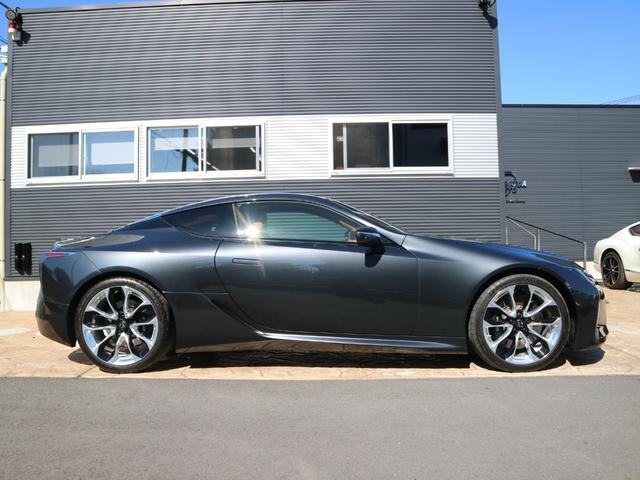 LC500 Sパッケージ 1オーナー マークレビンソン ヘッドアップディスプレイ 寒冷地仕様 ステアリングヒーター CFRPルーフ アルカンターラー本革スポーツシート ドライブレコーダー(4枚目)