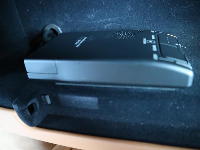 LC500 Sパッケージ 1オーナー マークレビンソン ヘッドアップディスプレイ 寒冷地仕様 ステアリングヒーター CFRPルーフ アルカンターラー本革スポーツシート ドライブレコーダー(13枚目)