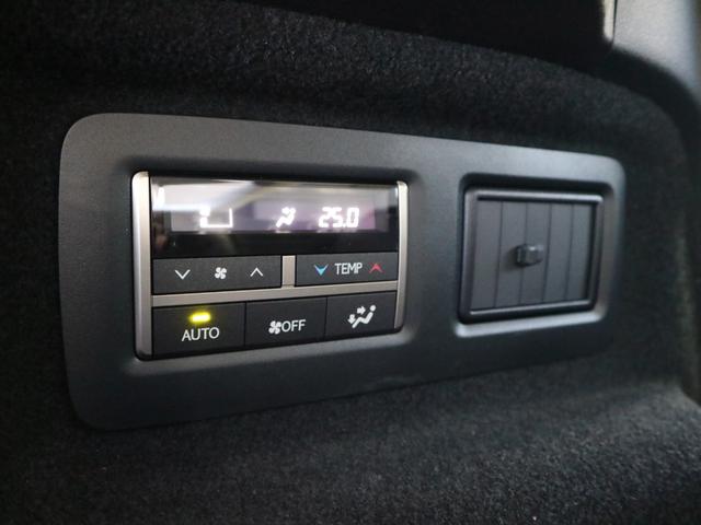 RX450hL 4WD リアエンターテインメント サンルーフ モデリスタフロントサイドエアロ ワンオーナー 三眼LEDヘッドライト パワーバックドア ステアリングヒーター(29枚目)