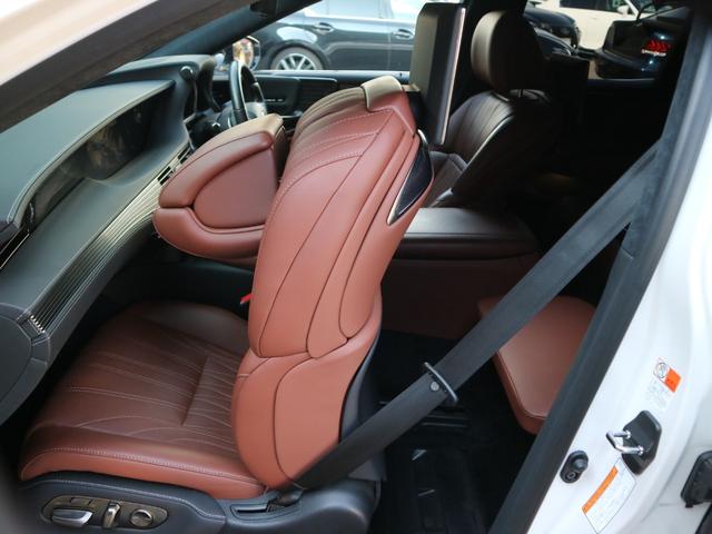 LS500h エグゼクティブ 4WD サンルーフ スパッタリング20インチAW マークレビンソン リアエンターテインメント ドライブレコーダー パワートランク パノラミックビューモニター HUD 三眼LEDヘッドライト AHS(60枚目)