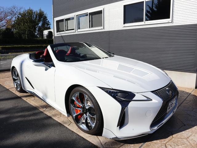 ＬＣ５００　コンバーチブル　モデリスタエアロ　マークレビンソン　ヘッドアップディスプレイ　オレンジキャリパー　オプション２１インチＡＷ　セミアニリン本革シート　パドルシフト　三眼ＬＥＤヘッドライト　ステアリングヒーター(3枚目)