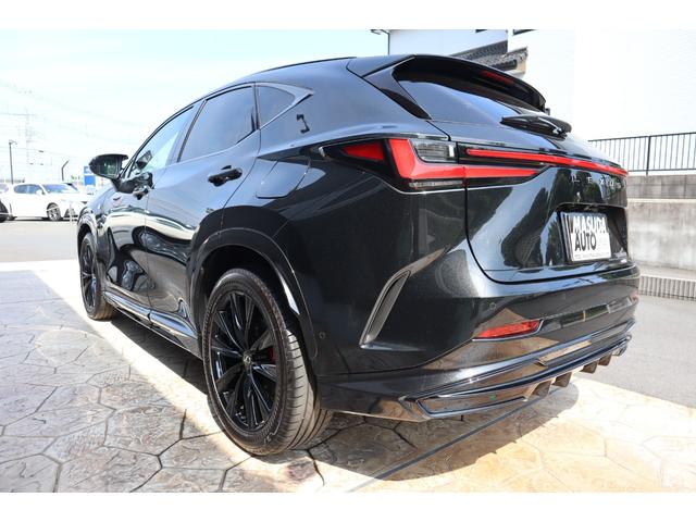 ＮＸ ＮＸ３５０ｈ　Ｆスポーツ　４ＷＤ　１オーナー　パノラマルーフ　ルーフレール　ＴＲＤエアロパーツ　オレンジキャリパー　デジタルインナーミラー　後席シートヒーター　後席パワーシート　寒冷地仕様　ＨＤＭＩ　メーカードライブレコーダー（5枚目）