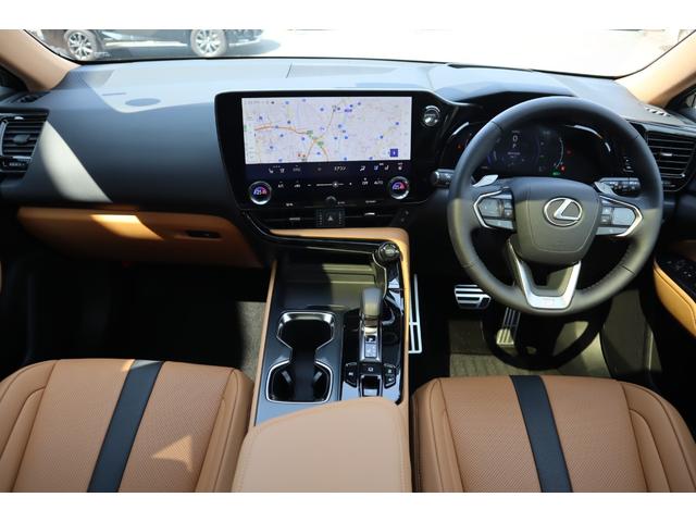 ＮＸ ＮＸ３５０ｈ　Ｆスポーツ　４ＷＤ　１オーナー　パノラマルーフ　ルーフレール　ＴＲＤエアロパーツ　オレンジキャリパー　デジタルインナーミラー　後席シートヒーター　後席パワーシート　寒冷地仕様　ＨＤＭＩ　メーカードライブレコーダー（8枚目）