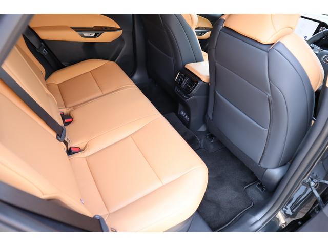 ＮＸ ＮＸ３５０ｈ　Ｆスポーツ　４ＷＤ　１オーナー　パノラマルーフ　ルーフレール　ＴＲＤエアロパーツ　オレンジキャリパー　デジタルインナーミラー　後席シートヒーター　後席パワーシート　寒冷地仕様　ＨＤＭＩ　メーカードライブレコーダー（50枚目）