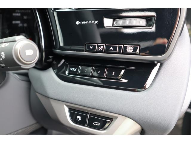 ＲＸ ＲＸ４５０ｈ＋　バージョンＬ　４ＷＤ　ワンオーナー　パノラマルーフ　マークレビンソン　輻射ヒーター　デジタルインナーミラー　前後席ベンチレーション機能付きシートヒーター　パワーバックドア　パノラミックビューモニター　ＨＵＤ（39枚目）