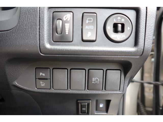 ＣＴ ＣＴ２００ｈ　バージョンＬ　ワンオーナー　サンルーフ　クリアランスソナー　バックガイドモニター　パドルシフト　ＬＥＤヘッドライト　オートハイビーム　プリクラッシュセーフティー　レーダークルーズ　シートヒーター　純正１７インチＡＷ（28枚目）