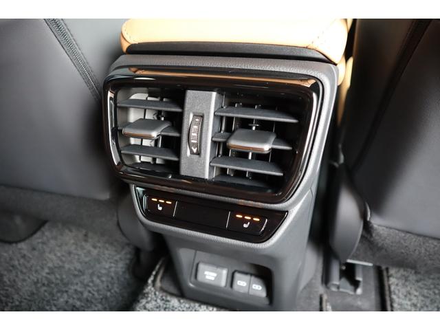 ＮＸ ＮＸ２５０　バージョンＬ　ワンオーナー　モデリスタエアロパーツ　マークレビンソン　デジタルインナーミラー　前後ドライブレコーダー　パノラミックビューモニター　後席シートヒーター　三眼ＬＥＤヘッドライト　パワーバックドア（16枚目）