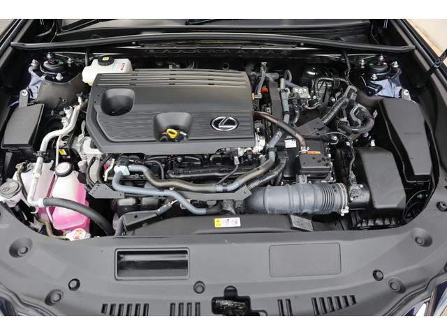 ＥＳ ＥＳ３００ｈ　グレイスフルエスコート　ワンオーナー　特別仕様車　専用フロントグリル　専用１８インチＡＷ　デジタルインナーミラー　パノラミックビューモニター　パワートランク　ヘッドアップディスプレイ　後席シートヒーター　リヤ電動シェード（80枚目）