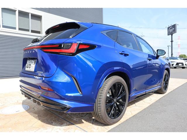 ＮＸ ＮＸ３５０ｈ　Ｆスポーツ　ＴＲＤエアロパーツ　パノラマルーフ　ルーフレール　マークレビンソン　デジタルインナーミラー　メーカー前後ドライブレコーダー　後席シートヒーター　後席パワーシート　パワーバックドア　アドバンスドパーク（7枚目）