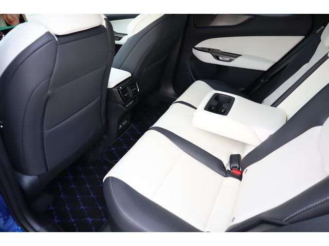 ＮＸ ＮＸ３５０ｈ　Ｆスポーツ　ＴＲＤエアロパーツ　パノラマルーフ　ルーフレール　マークレビンソン　デジタルインナーミラー　メーカー前後ドライブレコーダー　後席シートヒーター　後席パワーシート　パワーバックドア　アドバンスドパーク（50枚目）