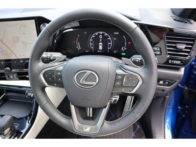 ＮＸ ＮＸ３５０ｈ　Ｆスポーツ　ＴＲＤエアロパーツ　パノラマルーフ　ルーフレール　マークレビンソン　デジタルインナーミラー　メーカー前後ドライブレコーダー　後席シートヒーター　後席パワーシート　パワーバックドア　アドバンスドパーク（61枚目）