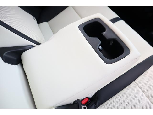 ＮＸ ＮＸ３５０ｈ　Ｆスポーツ　ＴＲＤエアロパーツ　パノラマルーフ　ルーフレール　マークレビンソン　デジタルインナーミラー　メーカー前後ドライブレコーダー　後席シートヒーター　後席パワーシート　パワーバックドア　アドバンスドパーク（68枚目）