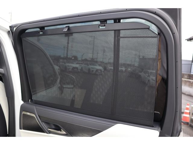 LX LX600 モデリスタエアロパーツ モデリスタサイドステップメタルプレート マークレビンソン リヤエンターテインメント 22インチAW サンルーフ デジタルインナーミラー 電動格納サードシート 7人乗り(34枚目)