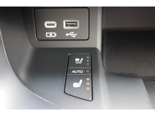 LX LX600 モデリスタエアロパーツ モデリスタサイドステップメタルプレート マークレビンソン リヤエンターテインメント 22インチAW サンルーフ デジタルインナーミラー 電動格納サードシート 7人乗り(35枚目)