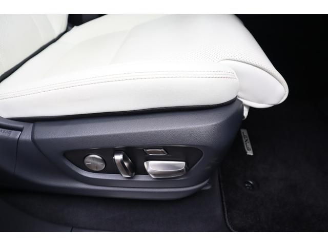 LX LX600 モデリスタエアロパーツ モデリスタサイドステップメタルプレート マークレビンソン リヤエンターテインメント 22インチAW サンルーフ デジタルインナーミラー 電動格納サードシート 7人乗り(41枚目)