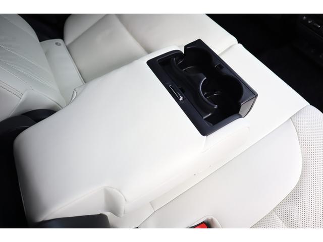 LX LX600 モデリスタエアロパーツ モデリスタサイドステップメタルプレート マークレビンソン リヤエンターテインメント 22インチAW サンルーフ デジタルインナーミラー 電動格納サードシート 7人乗り(68枚目)