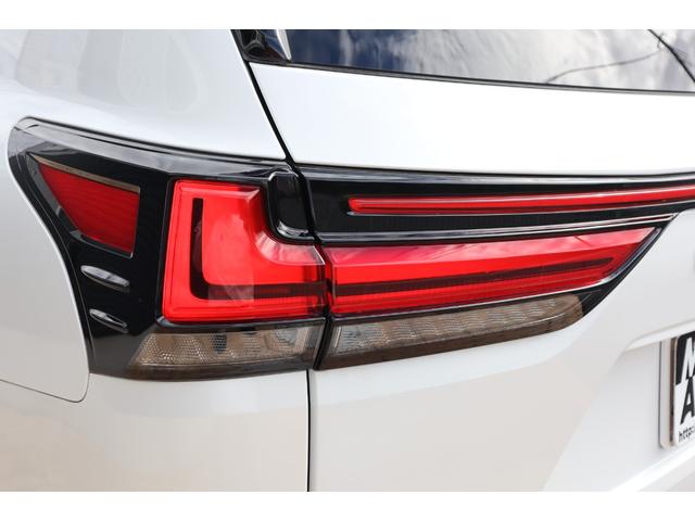 LX LX600 モデリスタエアロパーツ モデリスタサイドステップメタルプレート マークレビンソン リヤエンターテインメント 22インチAW サンルーフ デジタルインナーミラー 電動格納サードシート 7人乗り(75枚目)