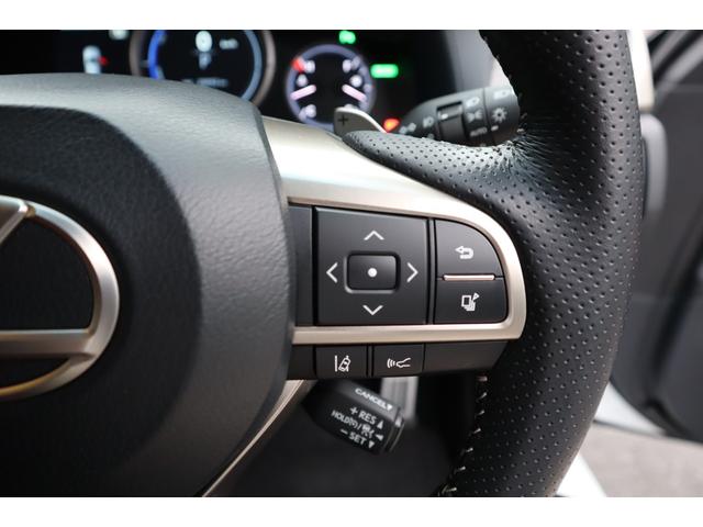 GS GS450h Fスポーツ 1オーナー サンルーフ 三眼LEDヘッドライトアダプティブハイビームシステム パワートランク ヘッドアップディスプレイ クリアランスソナー 本アルミ名栗調パネル ブラインドスポットモニター 後席SRS(19枚目)