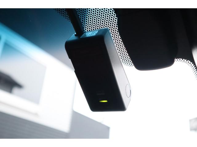 GS GS450h Fスポーツ 1オーナー サンルーフ 三眼LEDヘッドライトアダプティブハイビームシステム パワートランク ヘッドアップディスプレイ クリアランスソナー 本アルミ名栗調パネル ブラインドスポットモニター 後席SRS(20枚目)