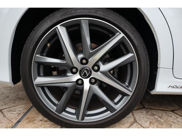 GS GS450h Fスポーツ 1オーナー サンルーフ 三眼LEDヘッドライトアダプティブハイビームシステム パワートランク ヘッドアップディスプレイ クリアランスソナー 本アルミ名栗調パネル ブラインドスポットモニター 後席SRS(40枚目)