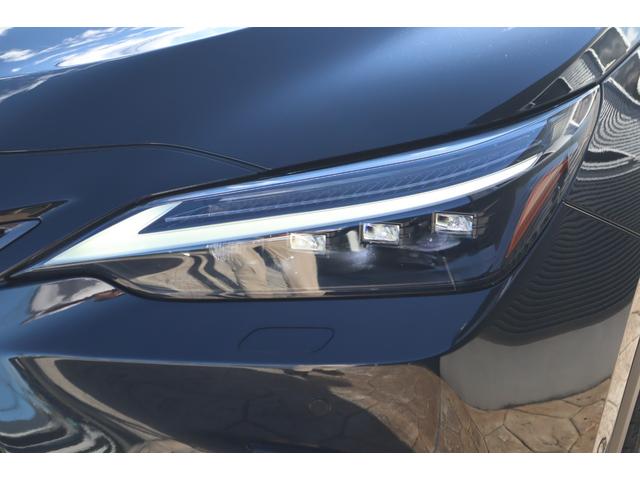 NX NX450h+ バージョンL サンルーフ モデリスタエアロパーツ デジタルインナーミラー 前後ドライブレコーダー 別体ディスクプレイヤー パノラミックビューモニター 三眼LEDヘッドライト 後席シートヒーター パワーバックドア(17枚目)