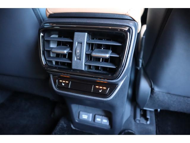 NX NX450h+ バージョンL サンルーフ モデリスタエアロパーツ デジタルインナーミラー 前後ドライブレコーダー 別体ディスクプレイヤー パノラミックビューモニター 三眼LEDヘッドライト 後席シートヒーター パワーバックドア(19枚目)