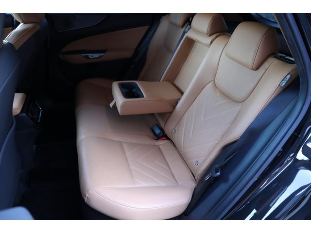 NX NX450h+ バージョンL サンルーフ モデリスタエアロパーツ デジタルインナーミラー 前後ドライブレコーダー 別体ディスクプレイヤー パノラミックビューモニター 三眼LEDヘッドライト 後席シートヒーター パワーバックドア(52枚目)