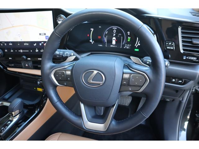 NX NX450h+ バージョンL サンルーフ モデリスタエアロパーツ デジタルインナーミラー 前後ドライブレコーダー 別体ディスクプレイヤー パノラミックビューモニター 三眼LEDヘッドライト 後席シートヒーター パワーバックドア(64枚目)