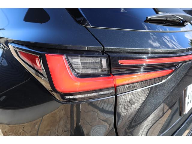 NX NX450h+ バージョンL サンルーフ モデリスタエアロパーツ デジタルインナーミラー 前後ドライブレコーダー 別体ディスクプレイヤー パノラミックビューモニター 三眼LEDヘッドライト 後席シートヒーター パワーバックドア(75枚目)